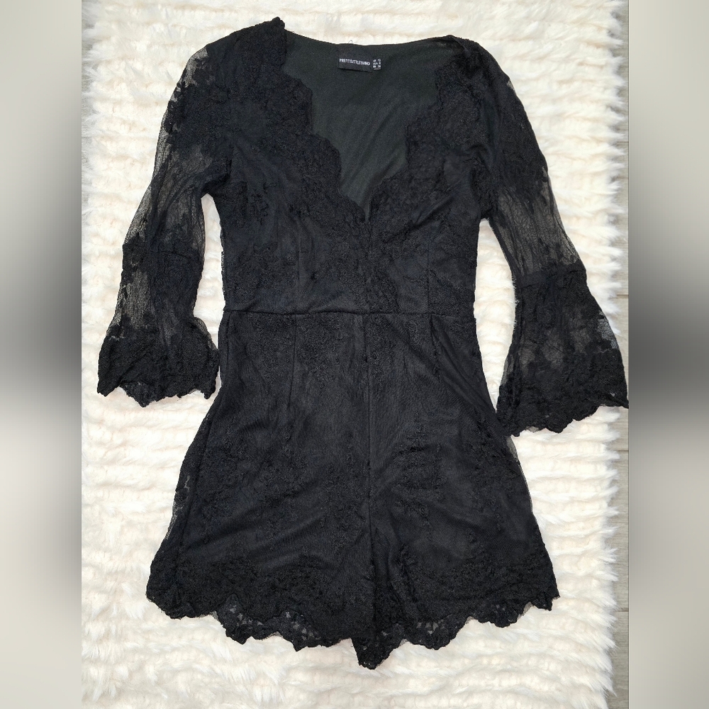 Elegant Black Lace Women Shorts